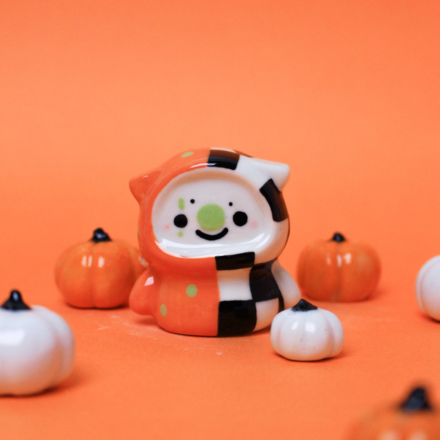 HALLOWEEN PUDI CERAMIC FIGURE