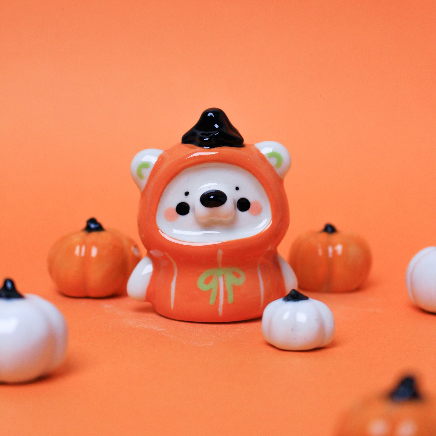 HALLOWEEN PUDI CERAMIC FIGURE