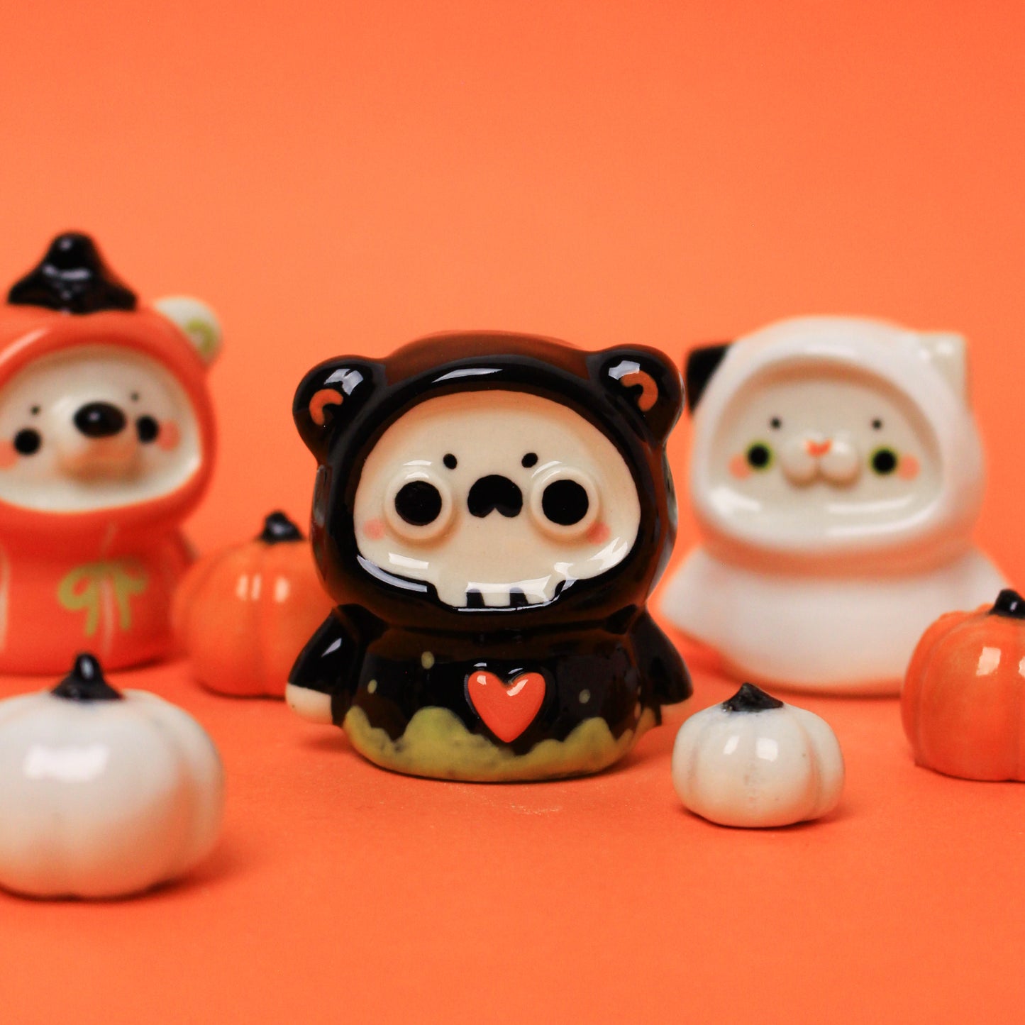 HALLOWEEN PUDI CERAMIC FIGURE