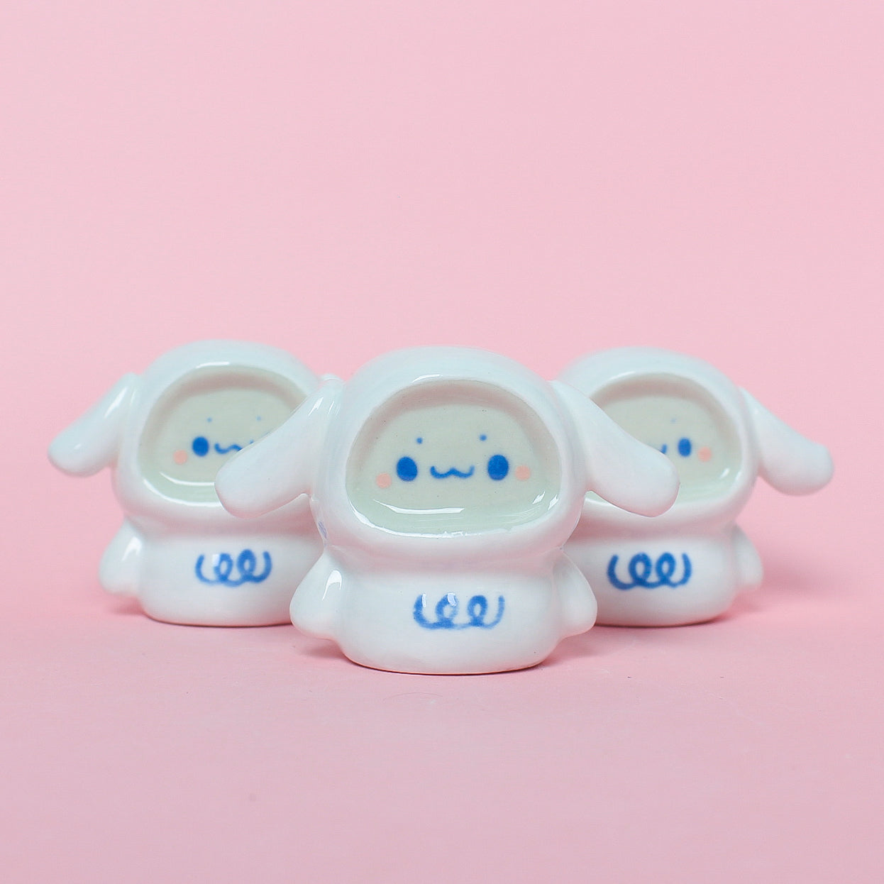 SANRIO PUDI DESK MATE