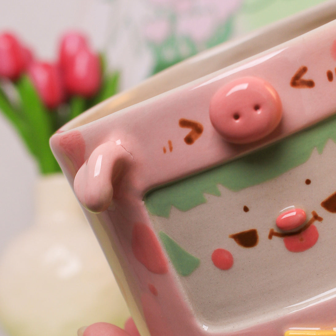 CLUMSY PIG BOWL/PLANTER