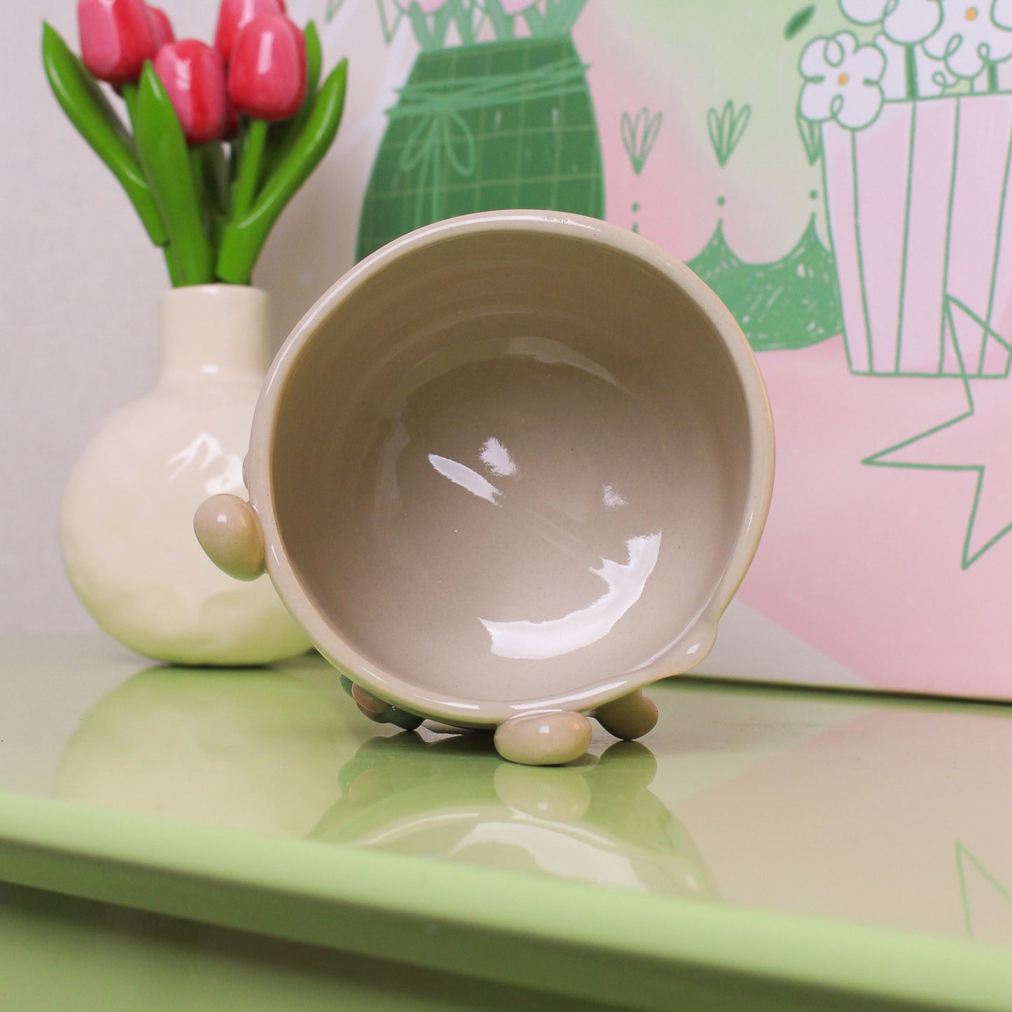 BUNNY BOWL WITH SPOUT