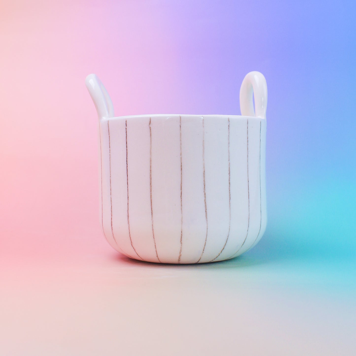 BLACK STRIPE FLOWER VASE