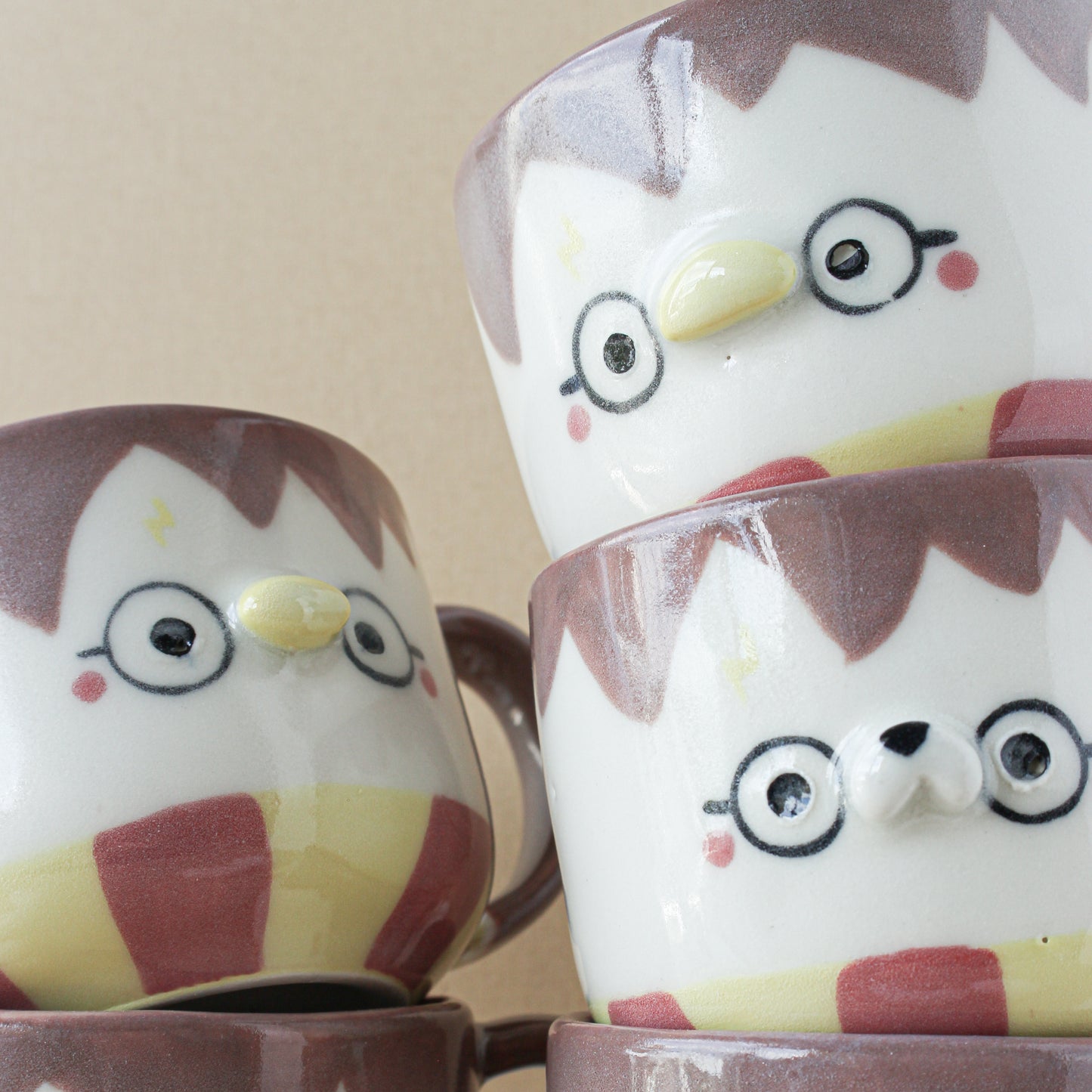 HARRY POTTERY MUG