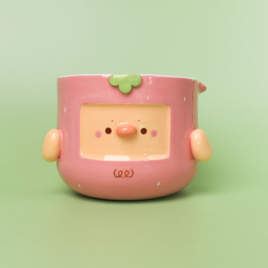 STRAWBERRY CHICKEN BOWL WITH SPOUT