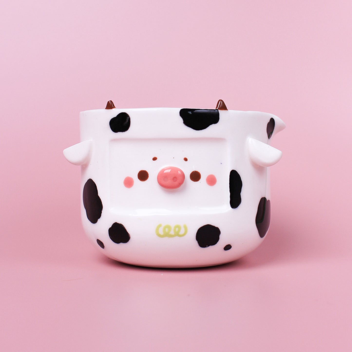 COOKIE COW BOWL WITH SPOUT