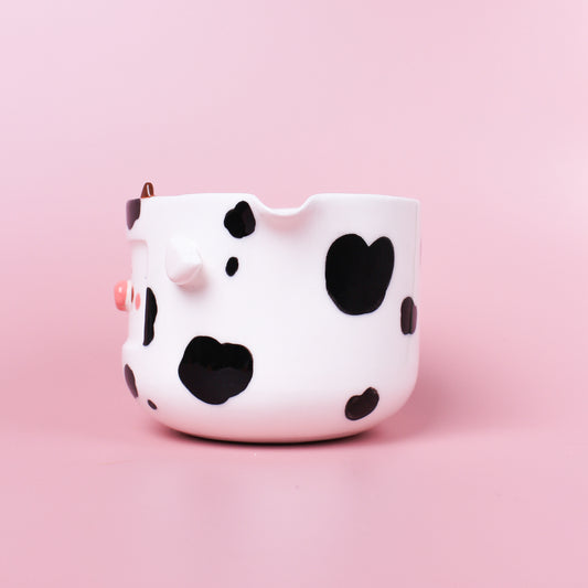 COOKIE COW BOWL WITH SPOUT