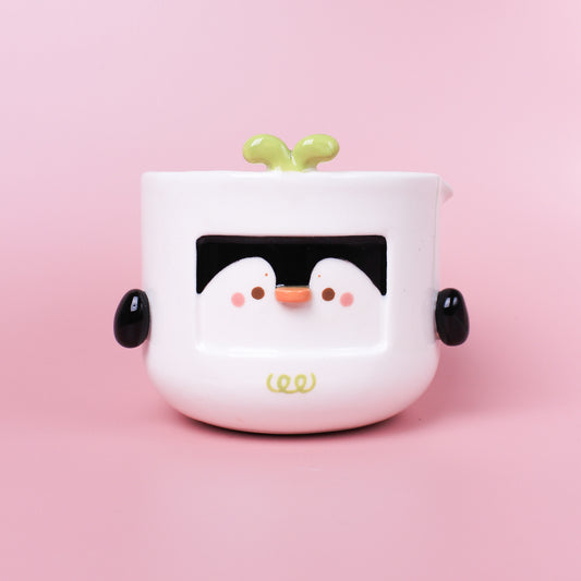 RADISH PENGUIN BOWL WITH SPOUT #2