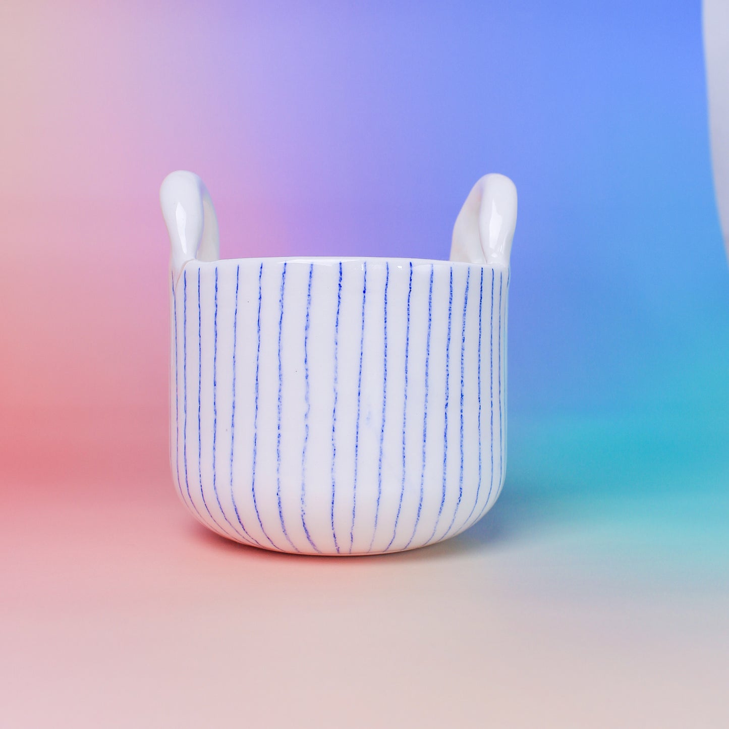 BLUE STRIPE FLOWER VASE (seconds)