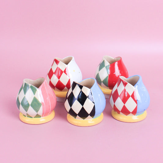 clown whisk stand